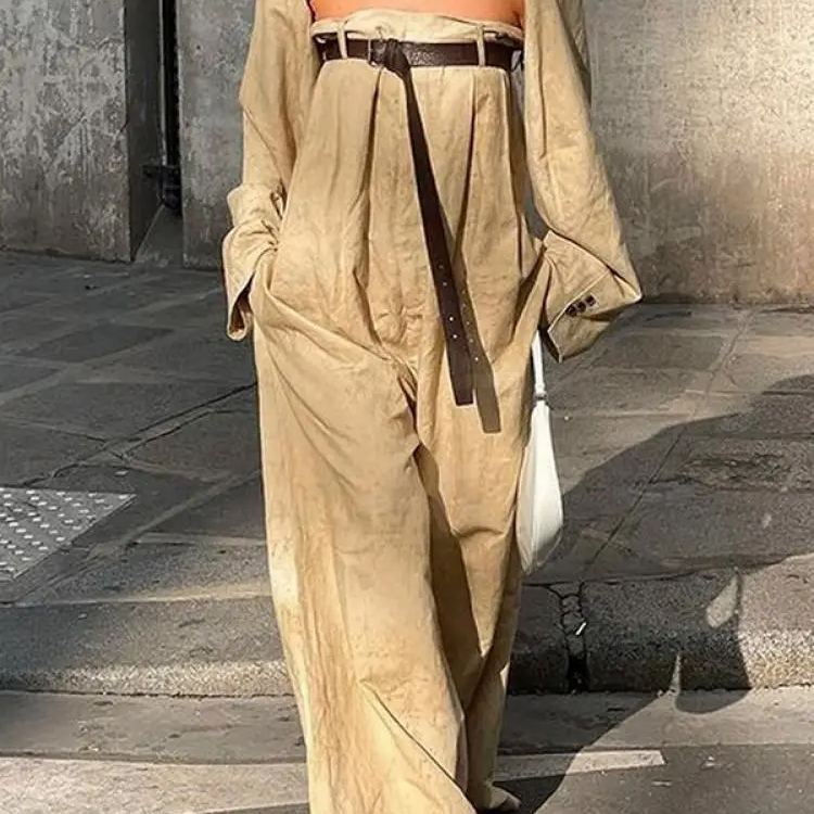 Női overál – váll nélküli – magas derekú öv – lenge, bő szabású