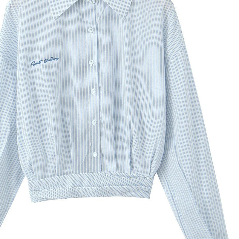 Csíkos hosszú ujjú ing és magas derekú, megkötős miniszoknya szett