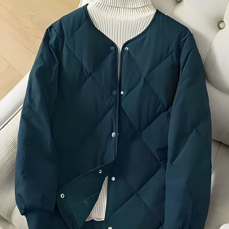 Elegáns, sokoldalú, kényelmes fekete steppelt női kabát