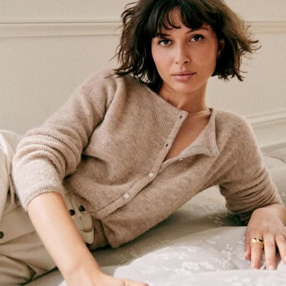 Női könnyű chint kardigán, kényelmes és stílusos