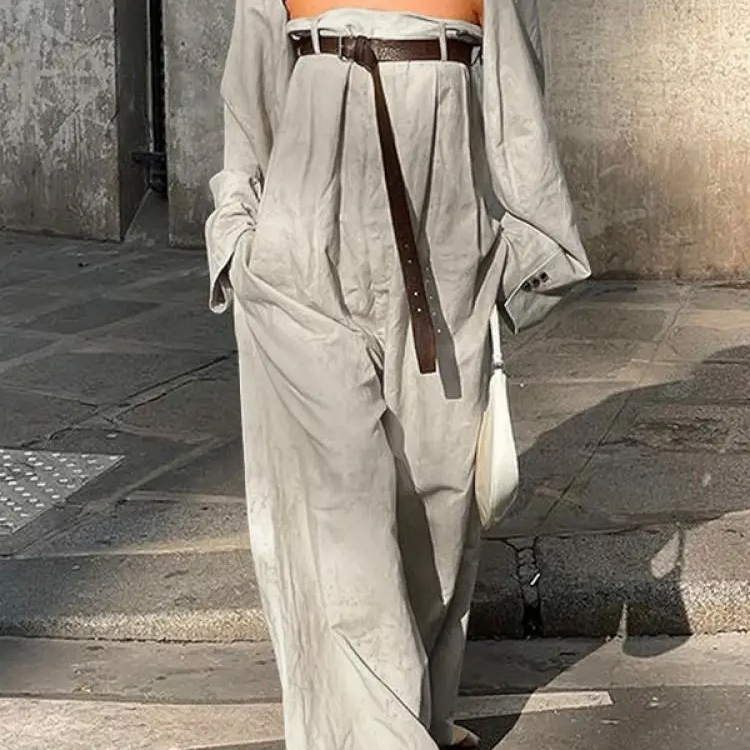 Női overál – váll nélküli – magas derekú öv – lenge, bő szabású