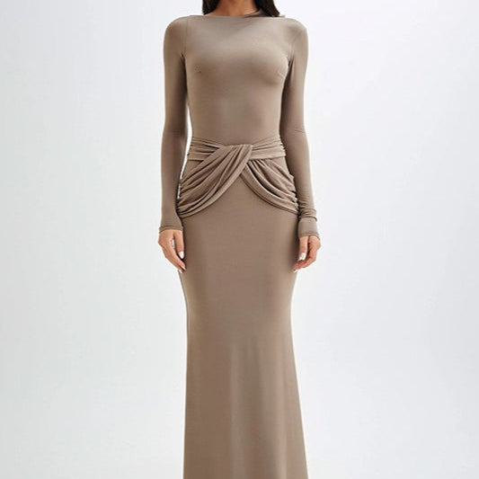 Hosszú ujjú maxi ruha kerek nyakkal