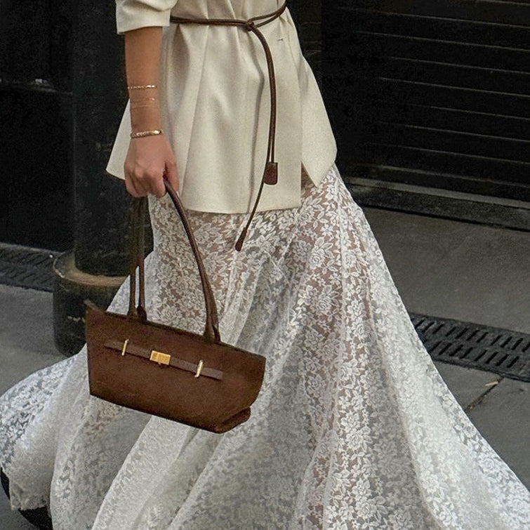 Elegáns csipke sellő maxi szoknya