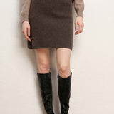 Rövid, A-vonalú gyapjúszoknya