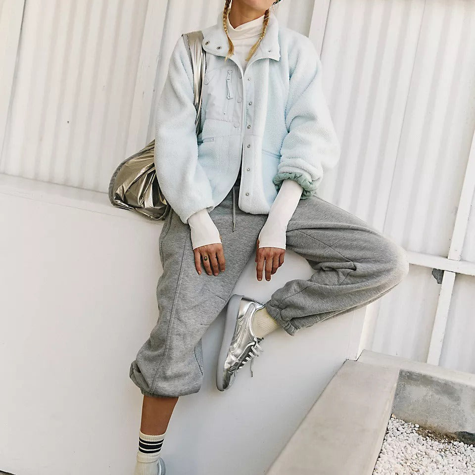 Könnyű, lezser sherpa kabát