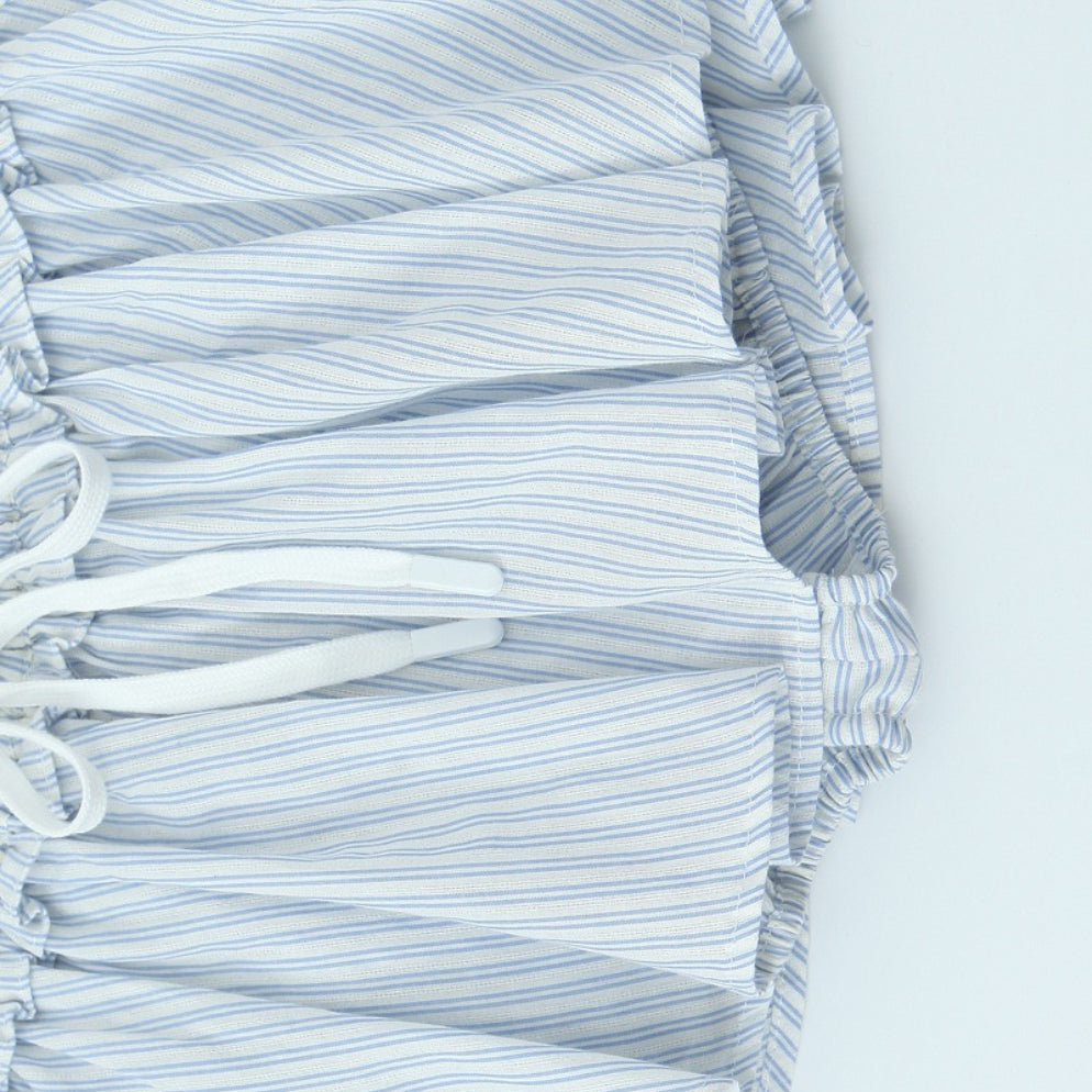 Csíkos hosszú ujjú ing és magas derekú, megkötős miniszoknya szett