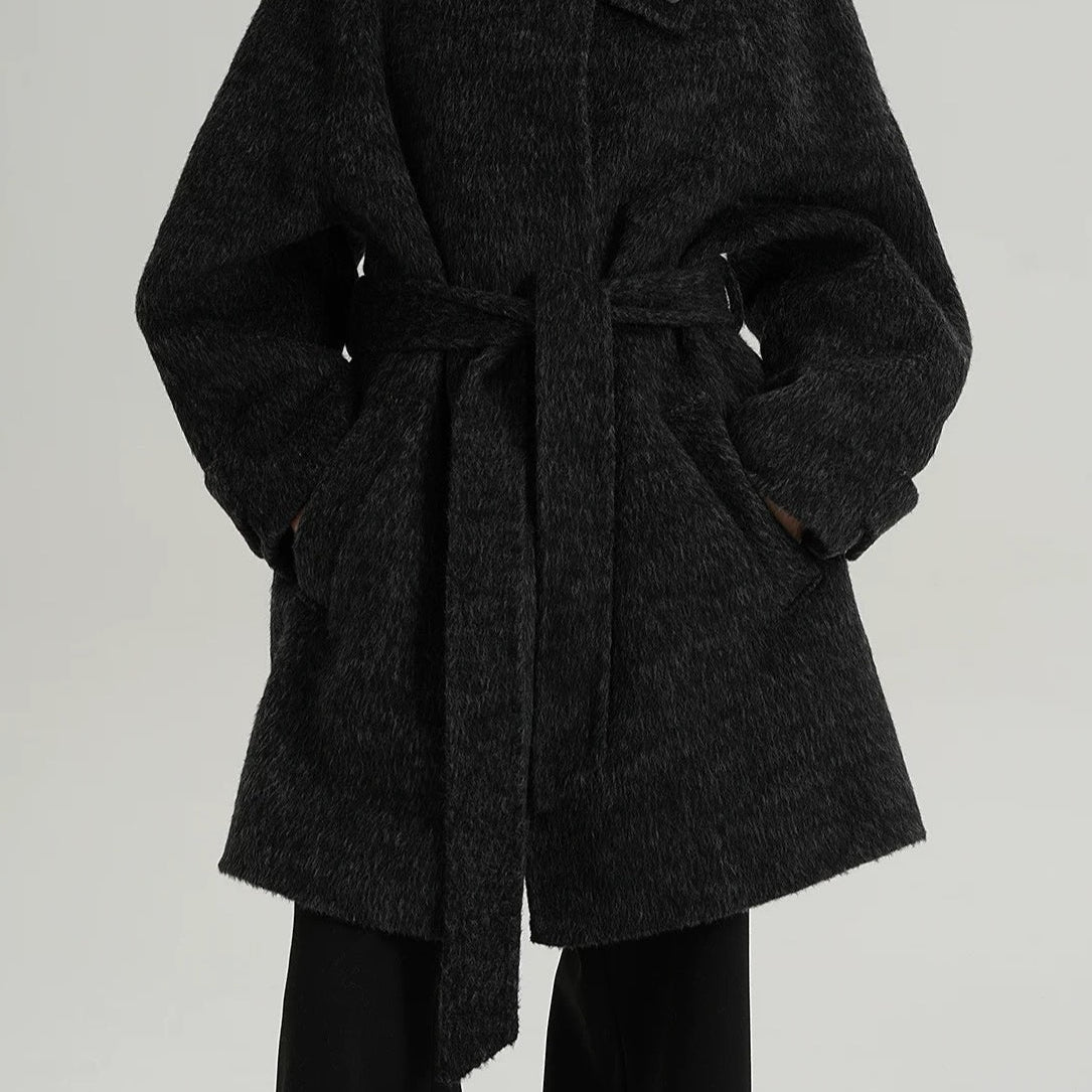 Elegáns, meleg, sima gyapjúkabát állógallérral