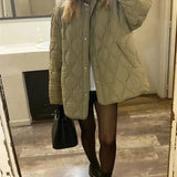 Elegáns, modern, sokoldalú női steppelt dzseki