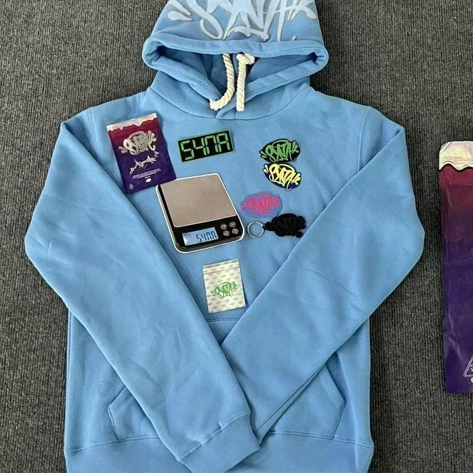 Kapucnis utcai melegítőruhák