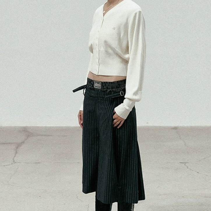 Hímzett pamut mellény V-nyakkal