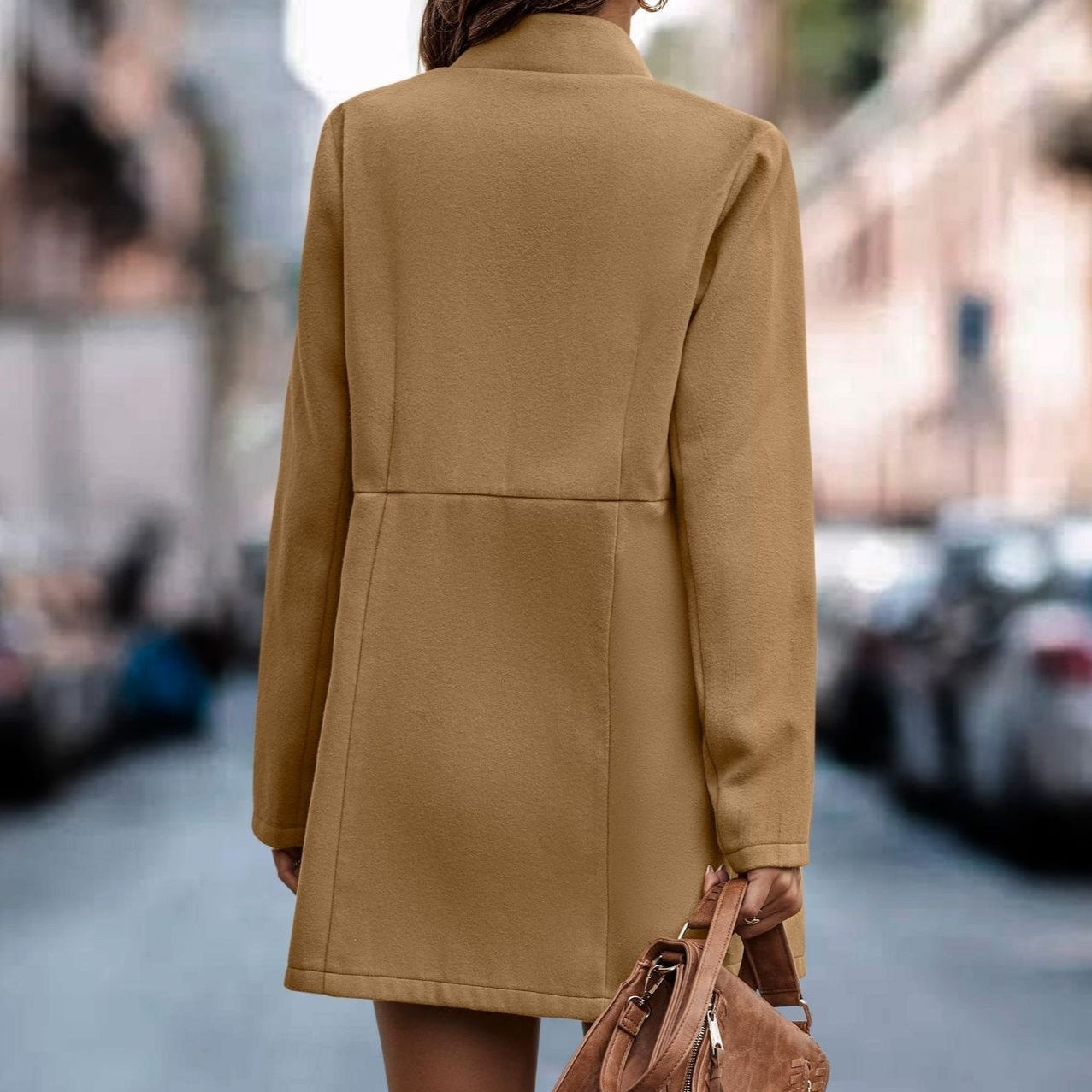 Hosszú ujjú kabát egyszerű, kefélt gyapjúból