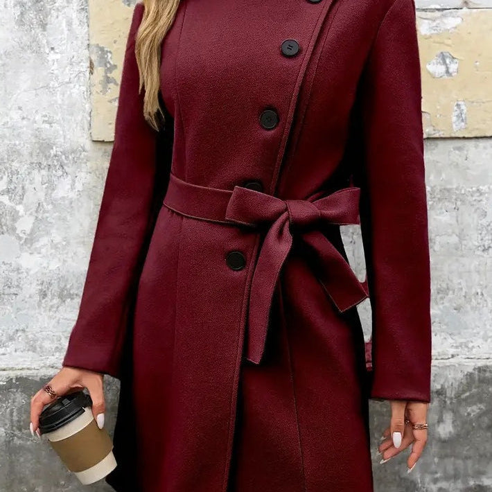 Közepesen hosszú, egysoros gyapjúkeverék kabát