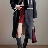 Vastag gyapjúból készült, kockás, testhezálló szoknya