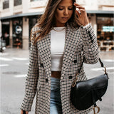 Elegáns, testhezálló irodai blézer