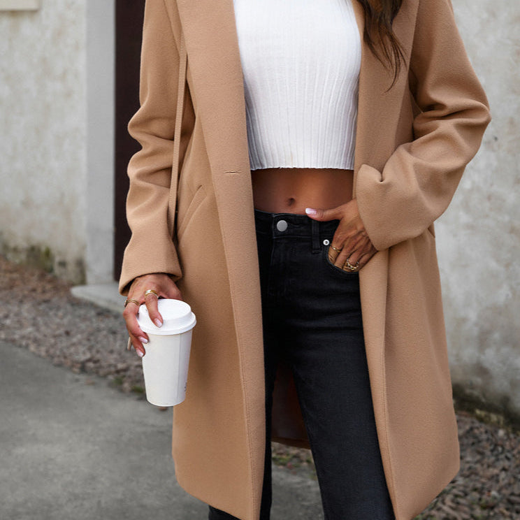 Hosszú, egyszerű gyapjúkeverék kabát