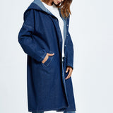 Hosszú, kapucnis farmerkabát