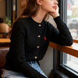 Gyapjú mellény hímzett kábelekkel