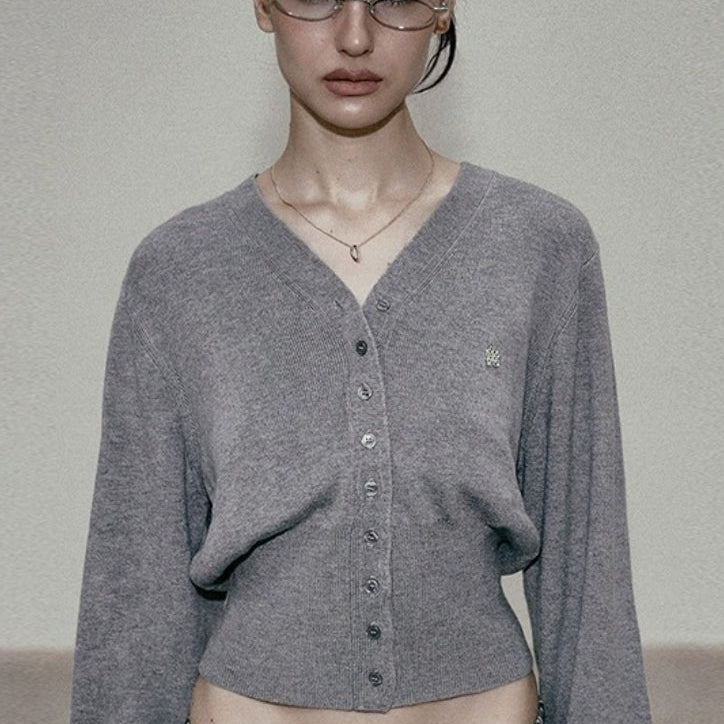 Hímzett pamut mellény V-nyakkal