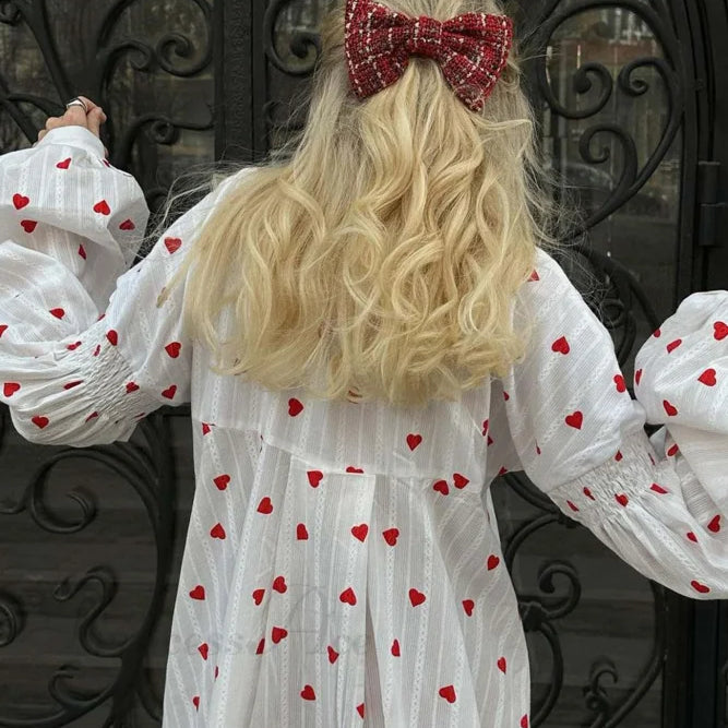 Pamut ruha puffos ujjakkal és szívmintával