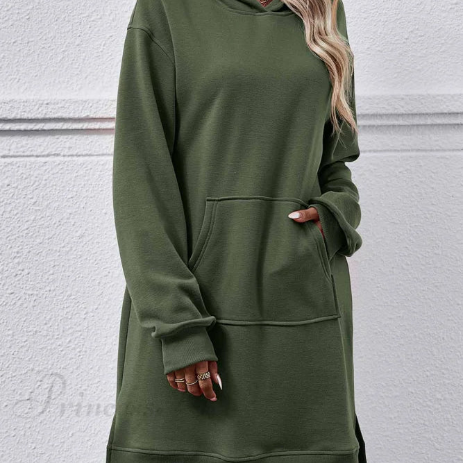 Kapucnis midi ruha hasítékkal és zsebbel