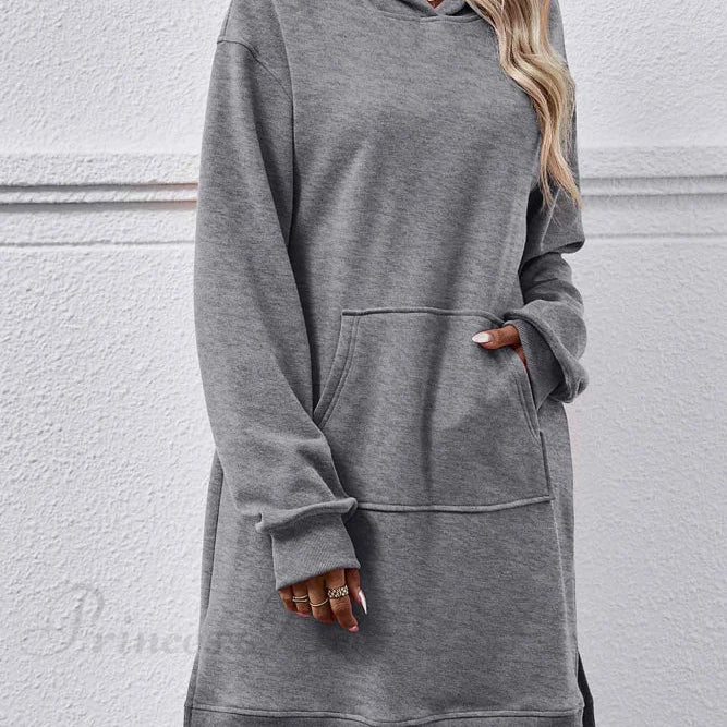 Kapucnis midi ruha hasítékkal és zsebbel