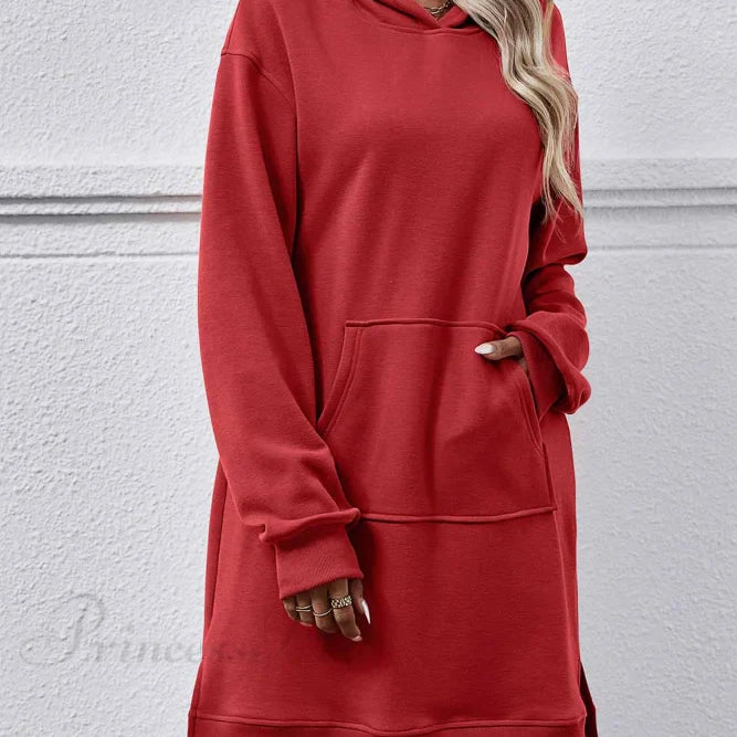 Kapucnis midi ruha hasítékkal és zsebbel