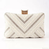 Gyöngyös és gyémántos esküvői esti clutch