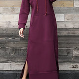 Kapucnis ruha hasítékkal és zsebekkel