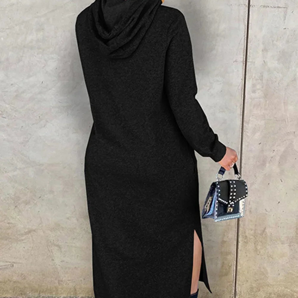 Kapucnis ruha hasítékkal