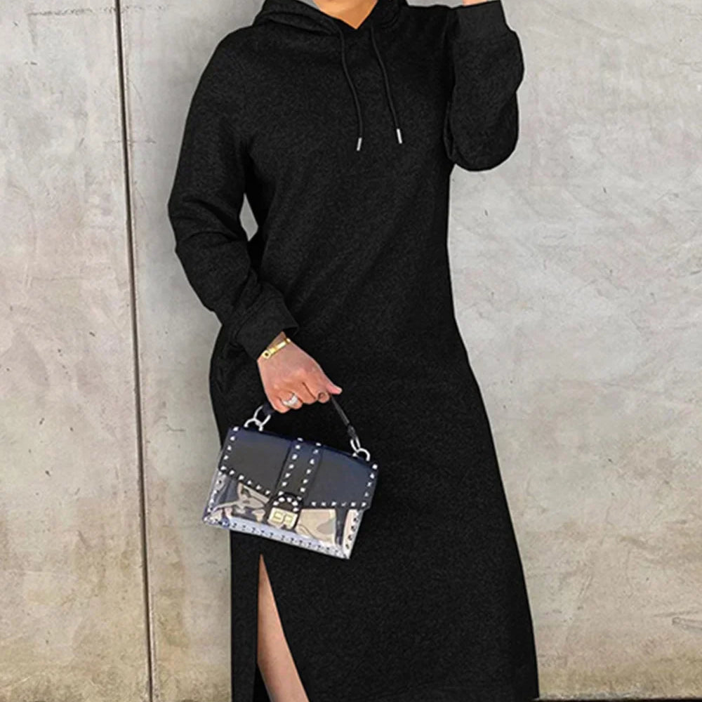 Kapucnis ruha hasítékkal