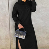 Kapucnis ruha hasítékkal