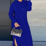 Kapucnis ruha hasítékkal