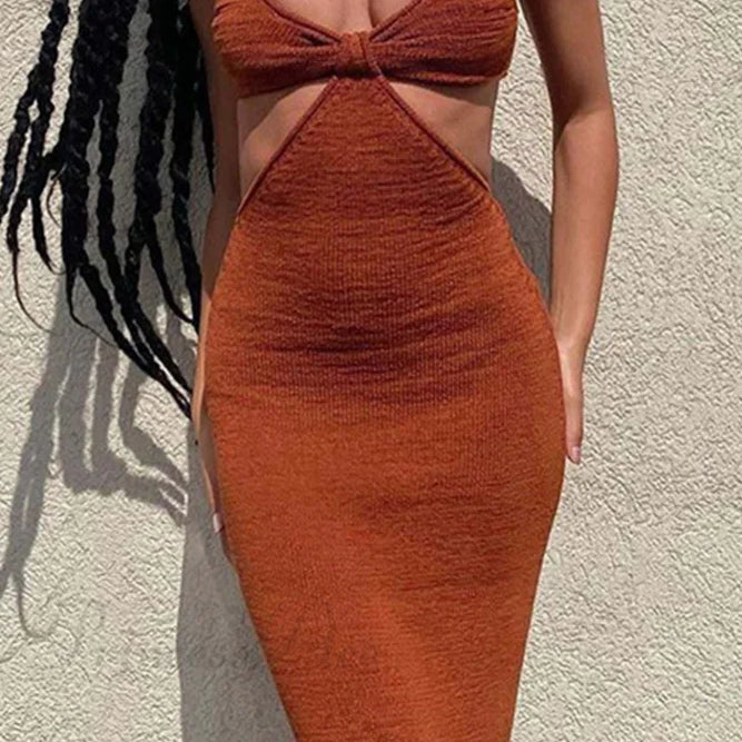 Hát nélküli kötött tank ruha csavart elől és kivágással