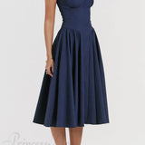 Elegáns, pánt nélküli, V-nyakú midi ruha