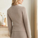 Elegáns, kényelmes és modern női kardigán