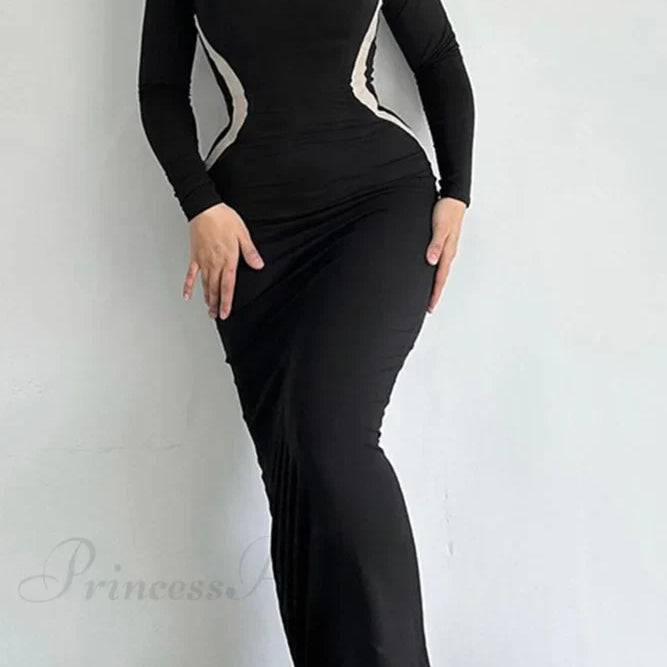 Hullámos, testhezálló midi ruha kontrasztos mintával