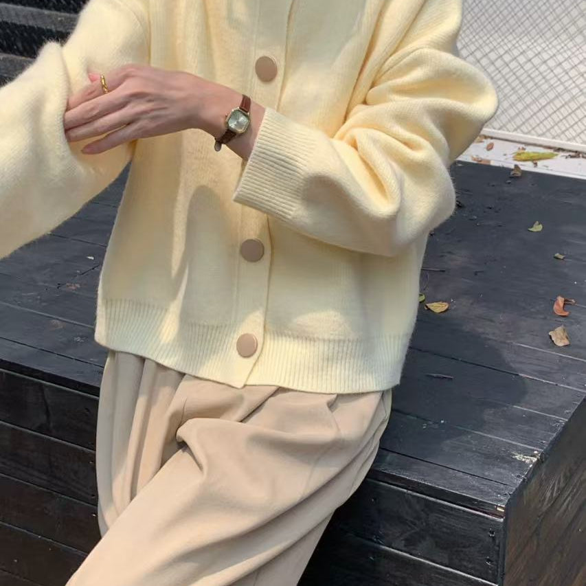 Kényelmes, gombos kardigán nőknek - Elegáns és sokoldalú